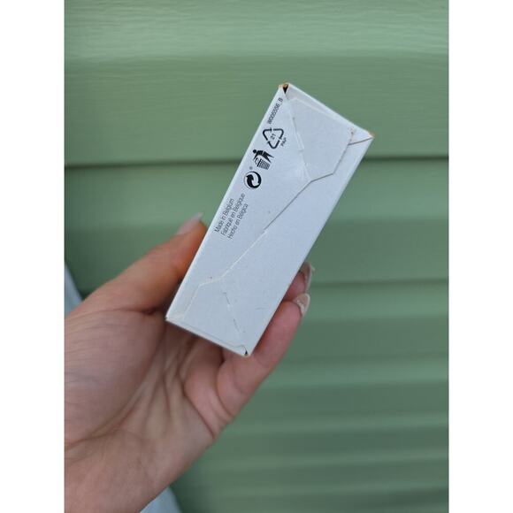 NEW DYMO 18443 Rhino Labels Vinyl Tape 3/8" x 18 feet 9mm x 5.5mm - Picture 10 of 16